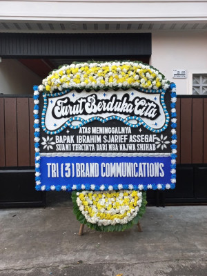 Papan Bunga Duka di Basa Ampek Balai Tapan
